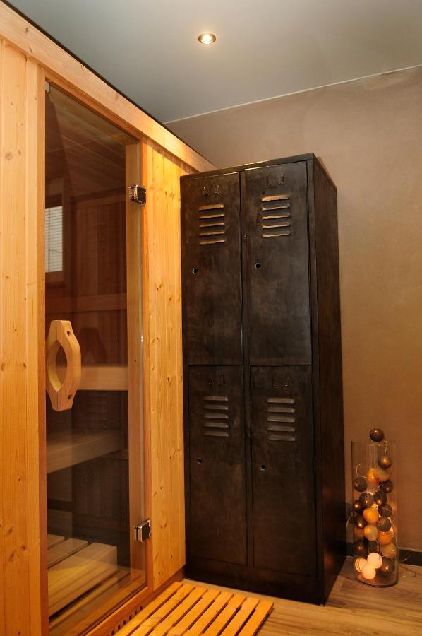 Sur Le Tige Hamois Bed & Breakfast Dış mekan fotoğraf